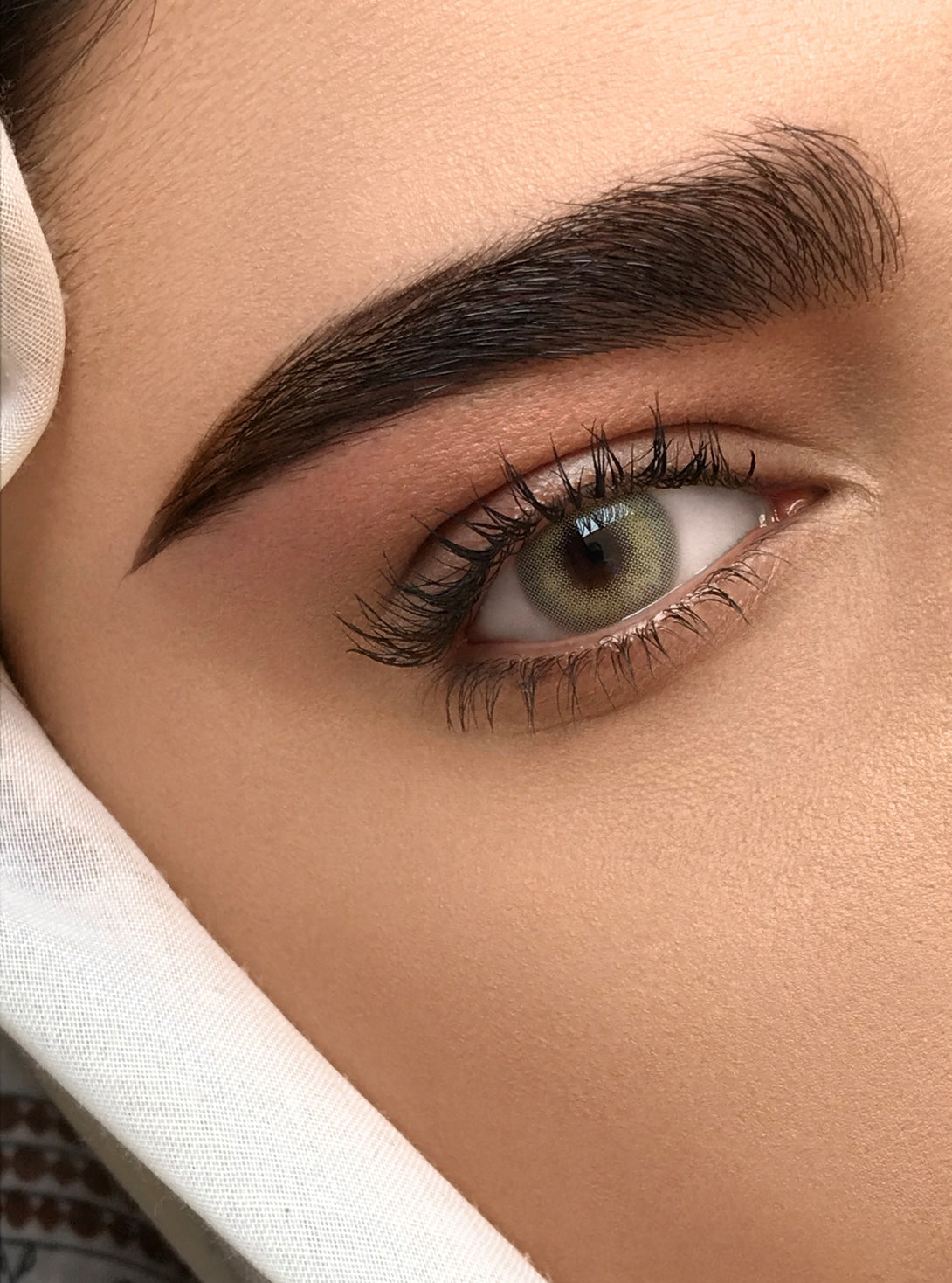 Nada3yn Green Colored Contact Lenses – Fresh, Radiant, and Unforgettable