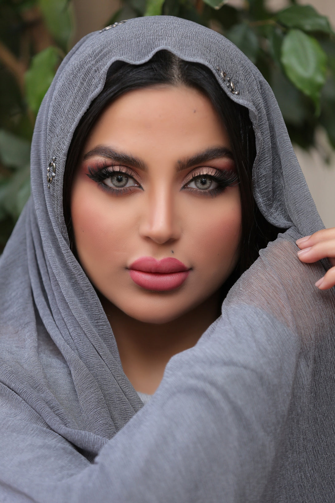Bright Gray Colored Contact Lenses – Luminous Elegance, Naturally Defined