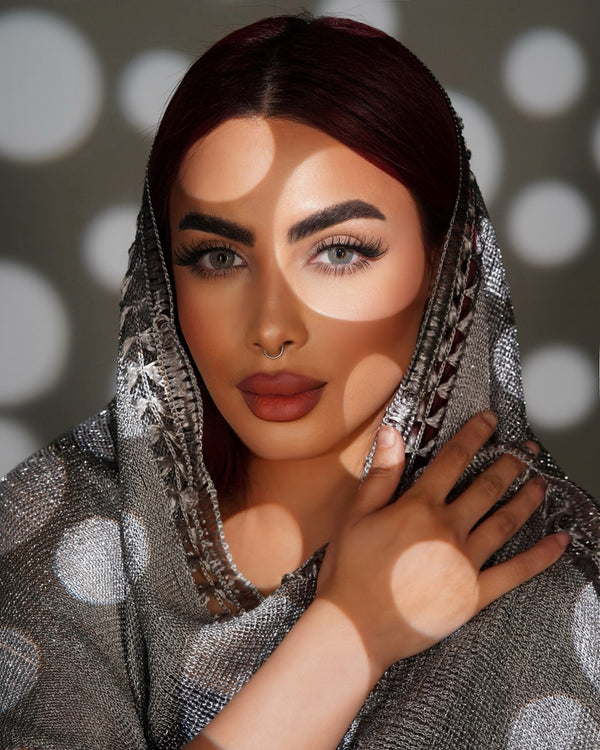 Nadazen Blue Contact Lenses – Unleash the Elegance of Cool Confidence