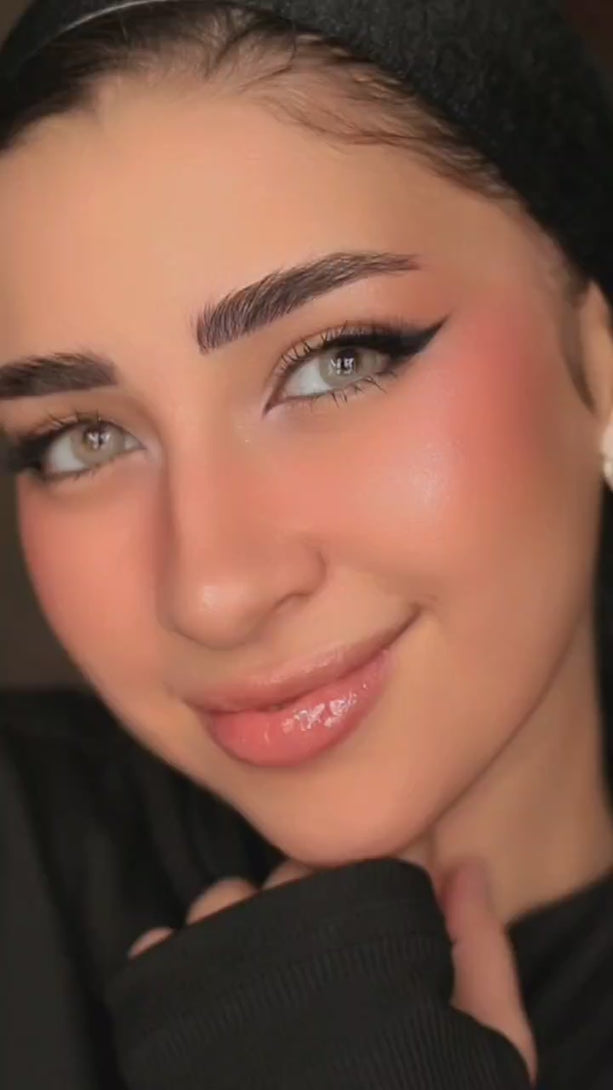 Silver Gray Colored Contact Lenses - Natural &amp; Striking Look